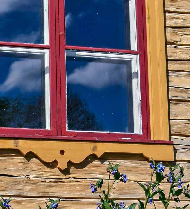 fönster på villa